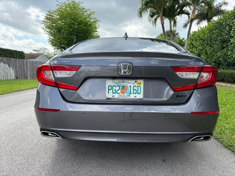 Honda Accord Touring 2.0T 2022