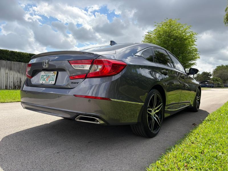 Honda Accord Touring 2.0T 2022