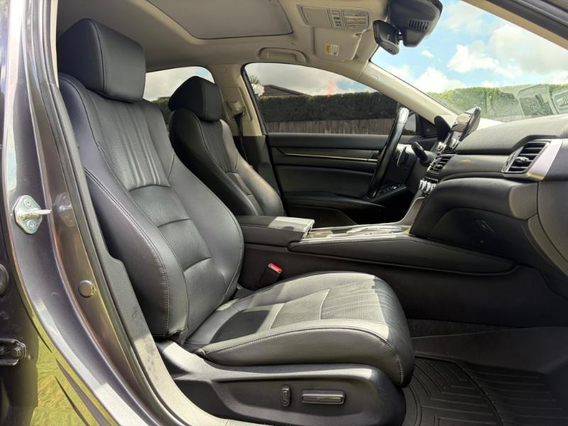 Honda Accord Touring 2.0T 2022