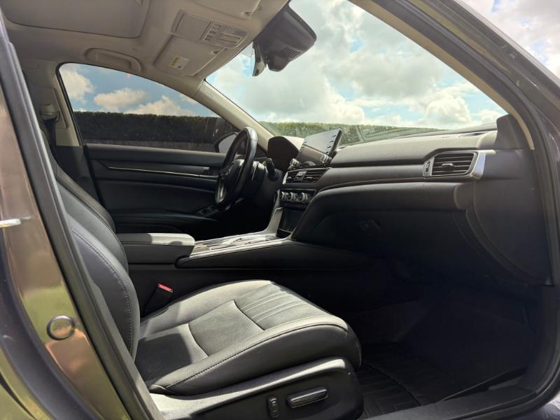 Honda Accord Touring 2.0T 2022