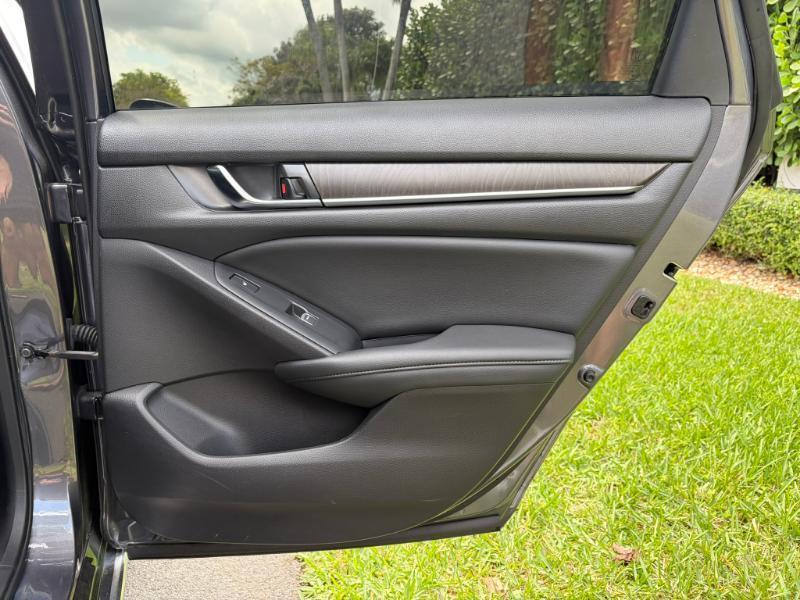 Honda Accord Touring 2.0T 2022