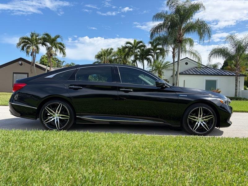 Honda Accord Hybrid Touring 2021
