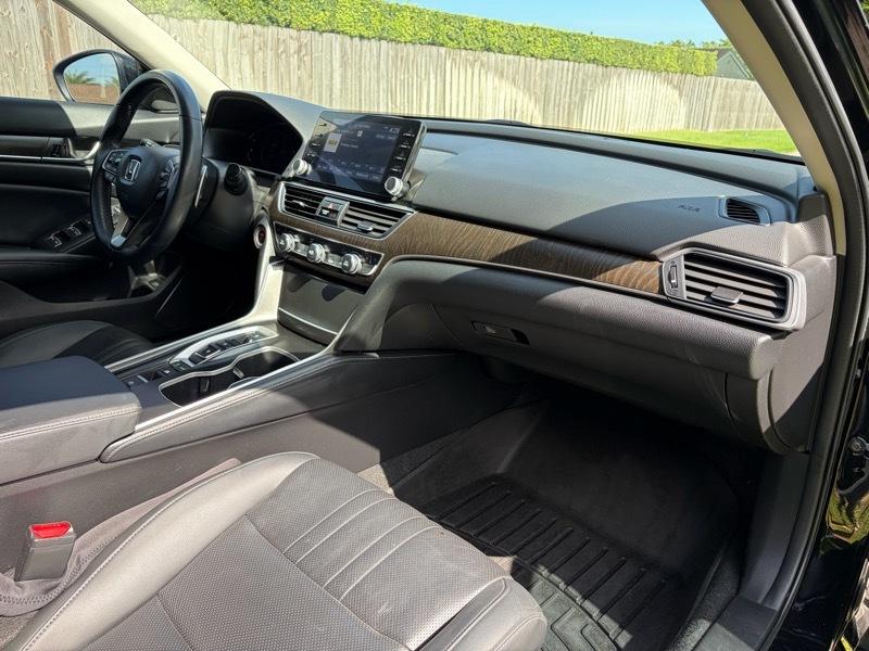 Honda Accord Hybrid Touring 2021