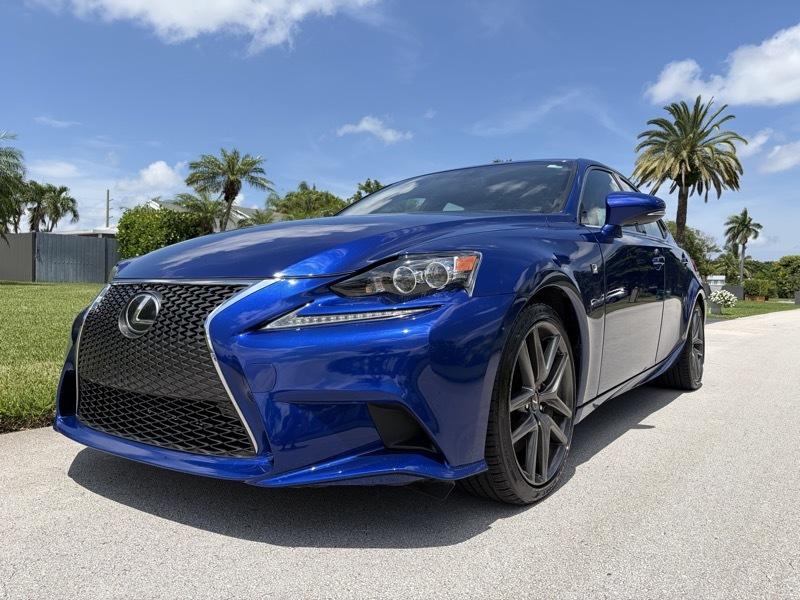 Lexus IS 300 AWD 2016