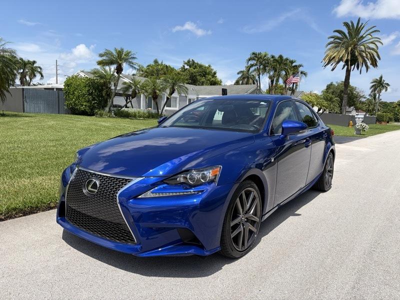 Lexus IS 300 AWD 2016