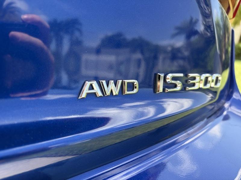 Lexus IS 300 AWD 2016
