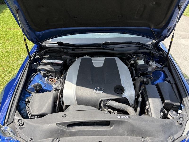 Lexus IS 300 AWD 2016