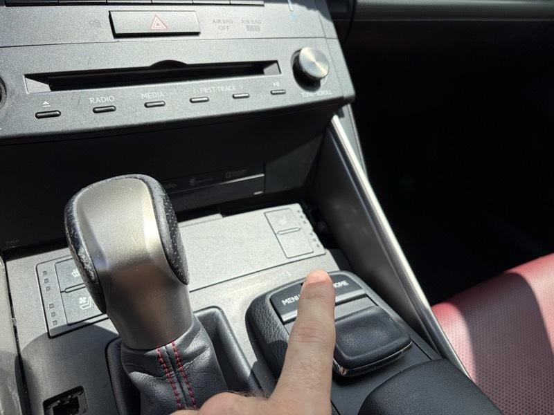 Lexus IS 300 AWD 2016