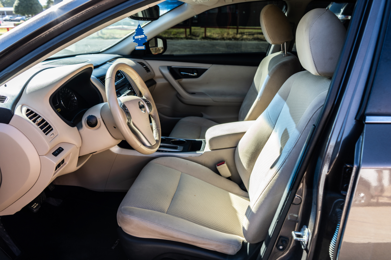 Nissan Altima 2.5 SV 2015 Nissan Altima 2.5 SV 2015