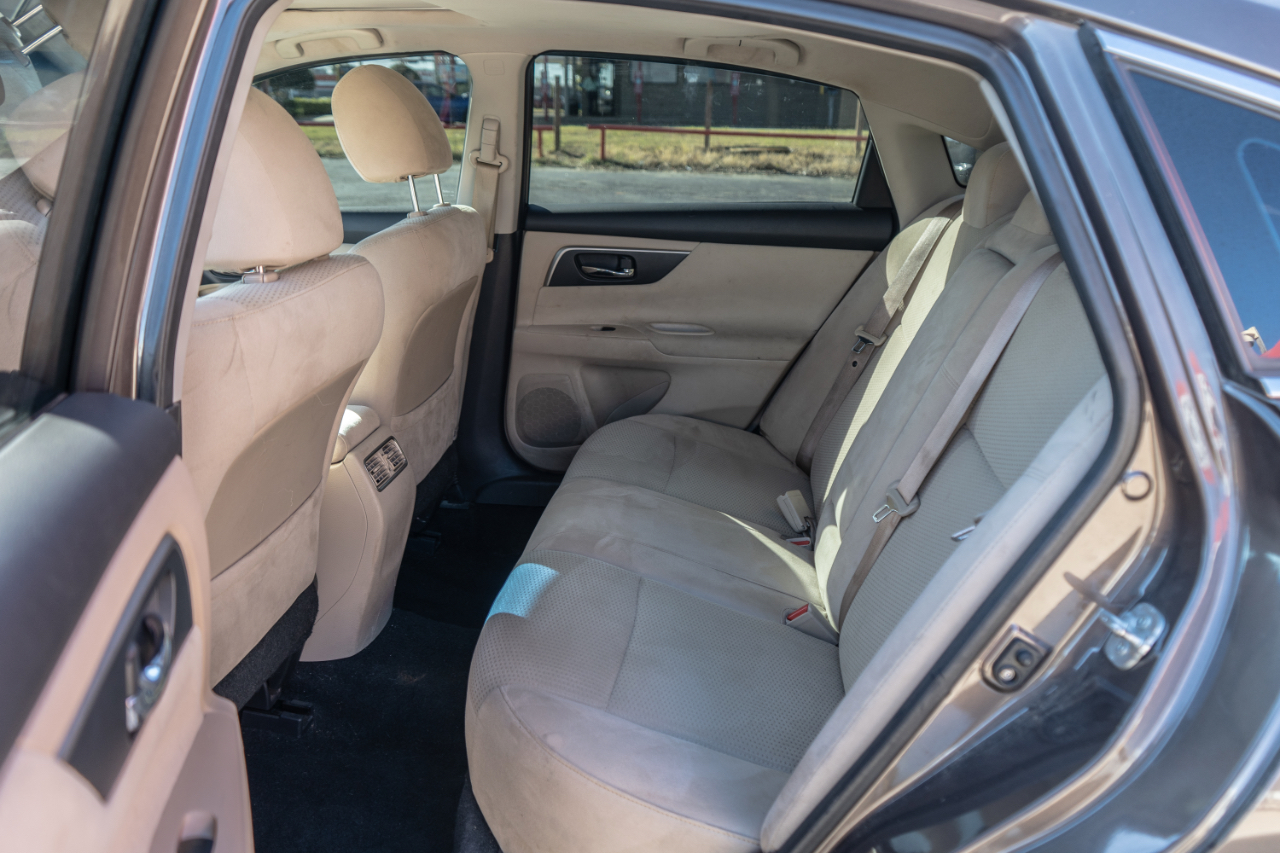 Nissan Altima 2.5 SV 2015 Nissan Altima 2.5 SV 2015