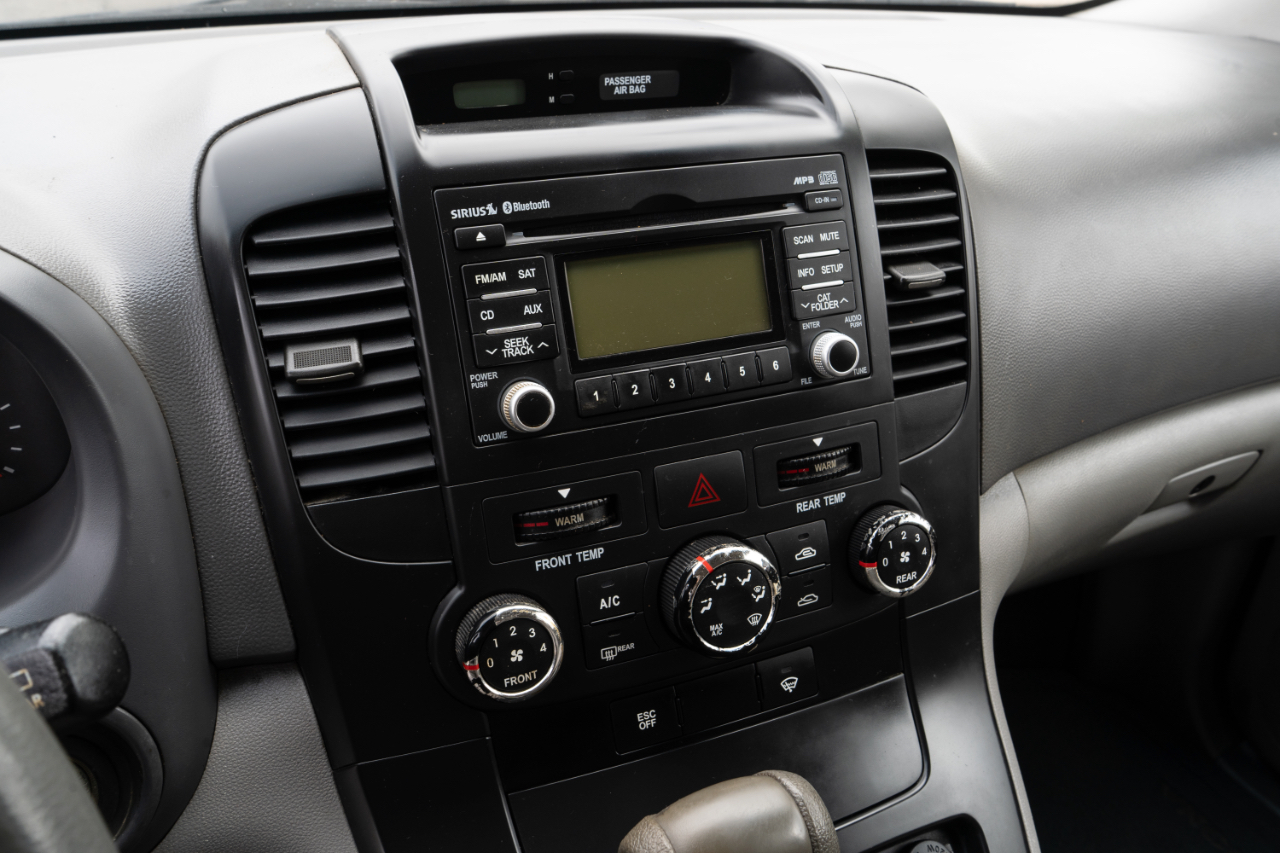 Kia Sedona LX LWB 2014