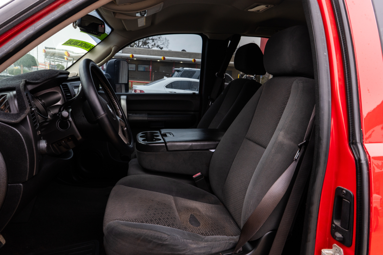 Chevrolet Silverado 2500HD Work Truck Ext. Cab Long Box 4WD 2007