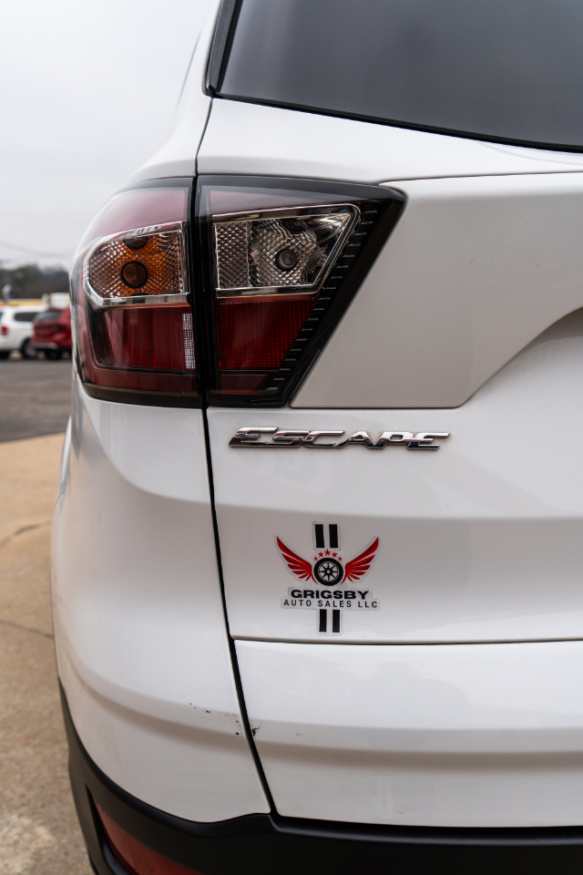 Ford Escape SE FWD 2017