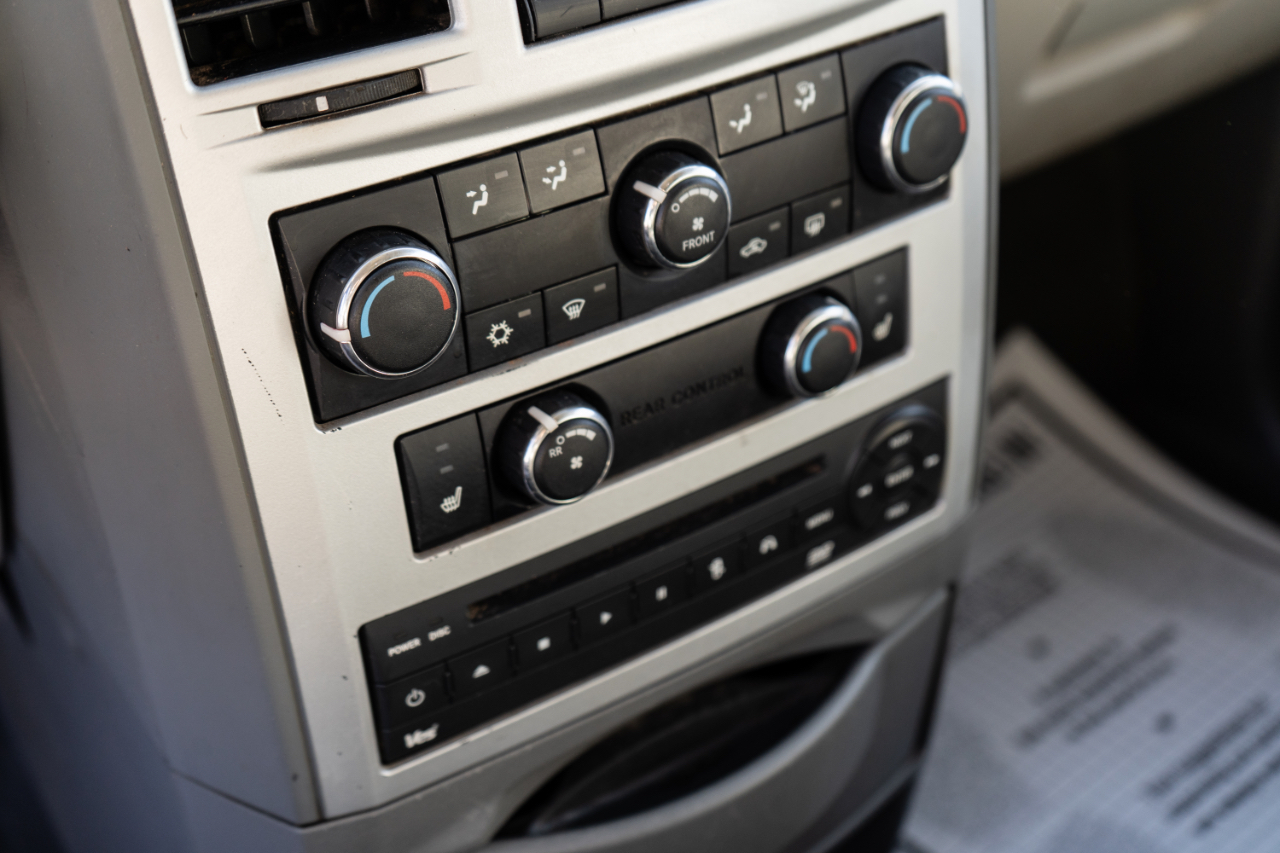 Chrysler Town & Country Touring 2009