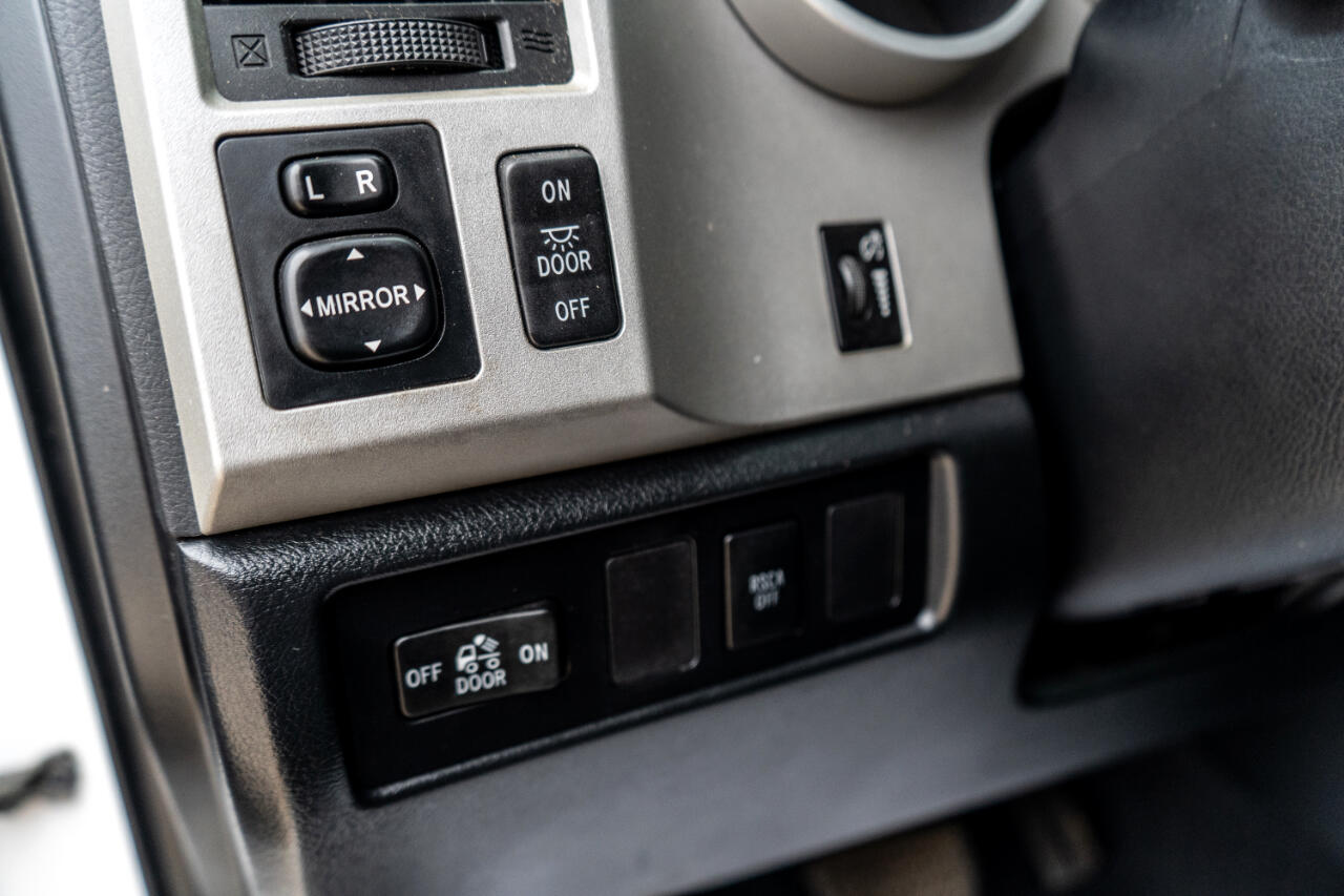 Toyota Tundra SR5 Double Cab 4.7L 2WD 2008