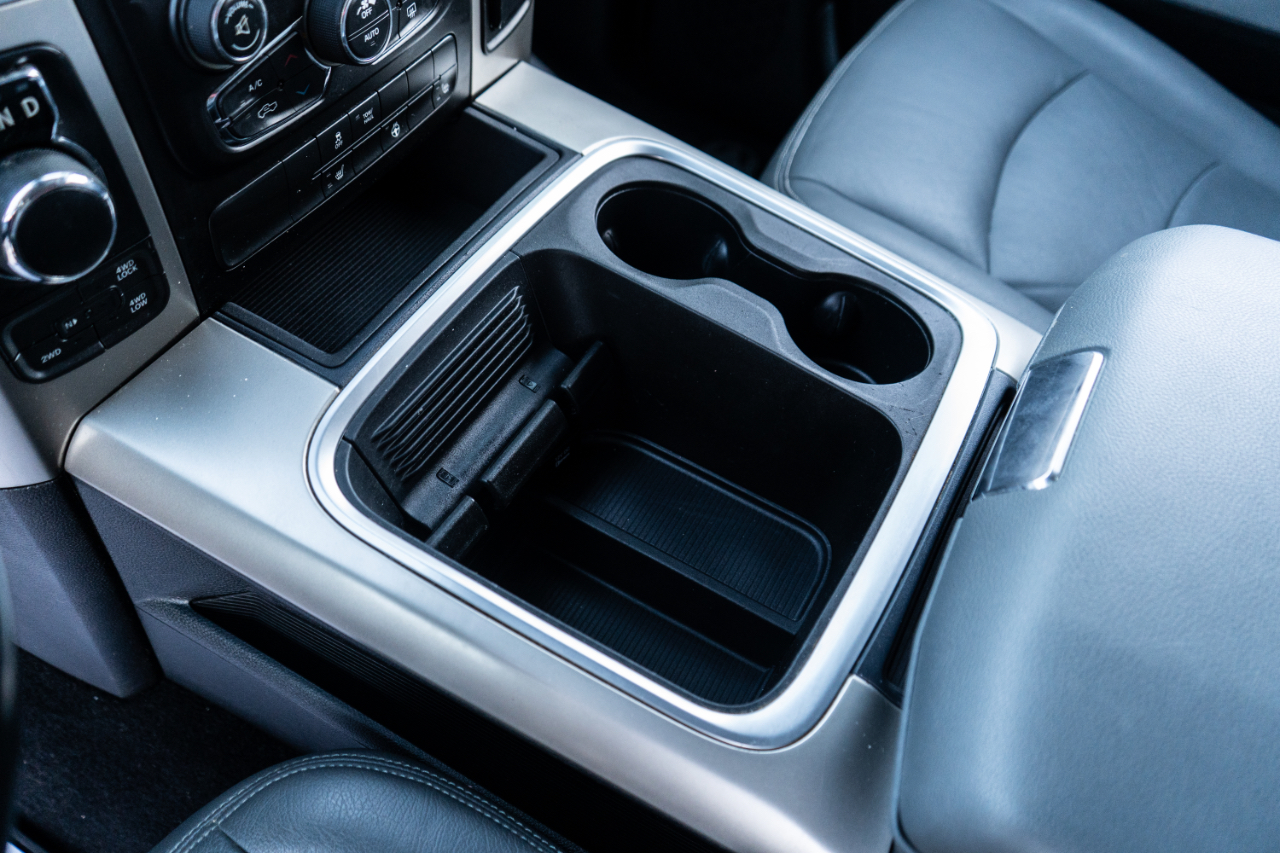 RAM 1500 SLT Crew Cab SWB 4WD 2018