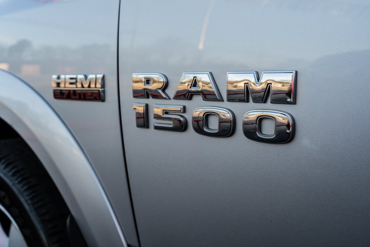 RAM 1500 SLT Crew Cab SWB 4WD 2018