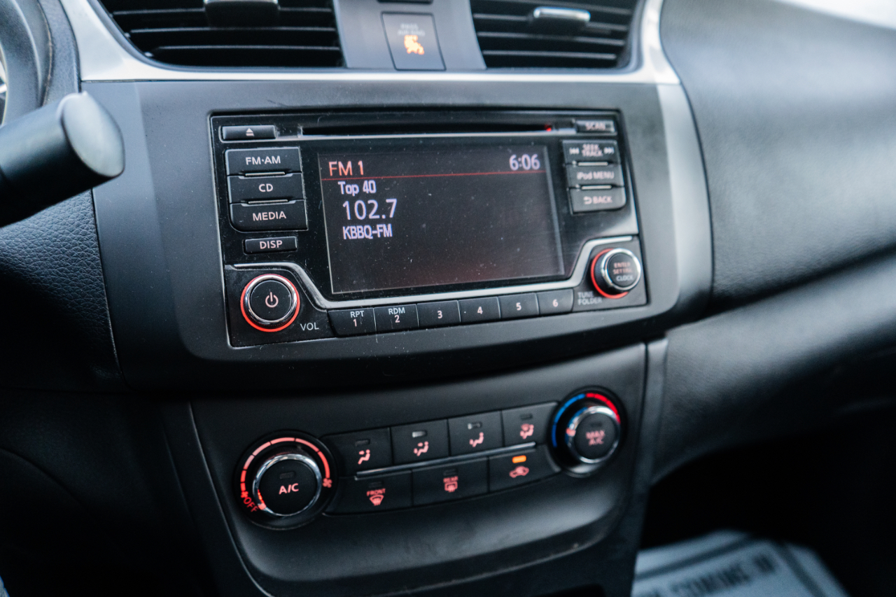 Nissan Sentra S CVT 2018