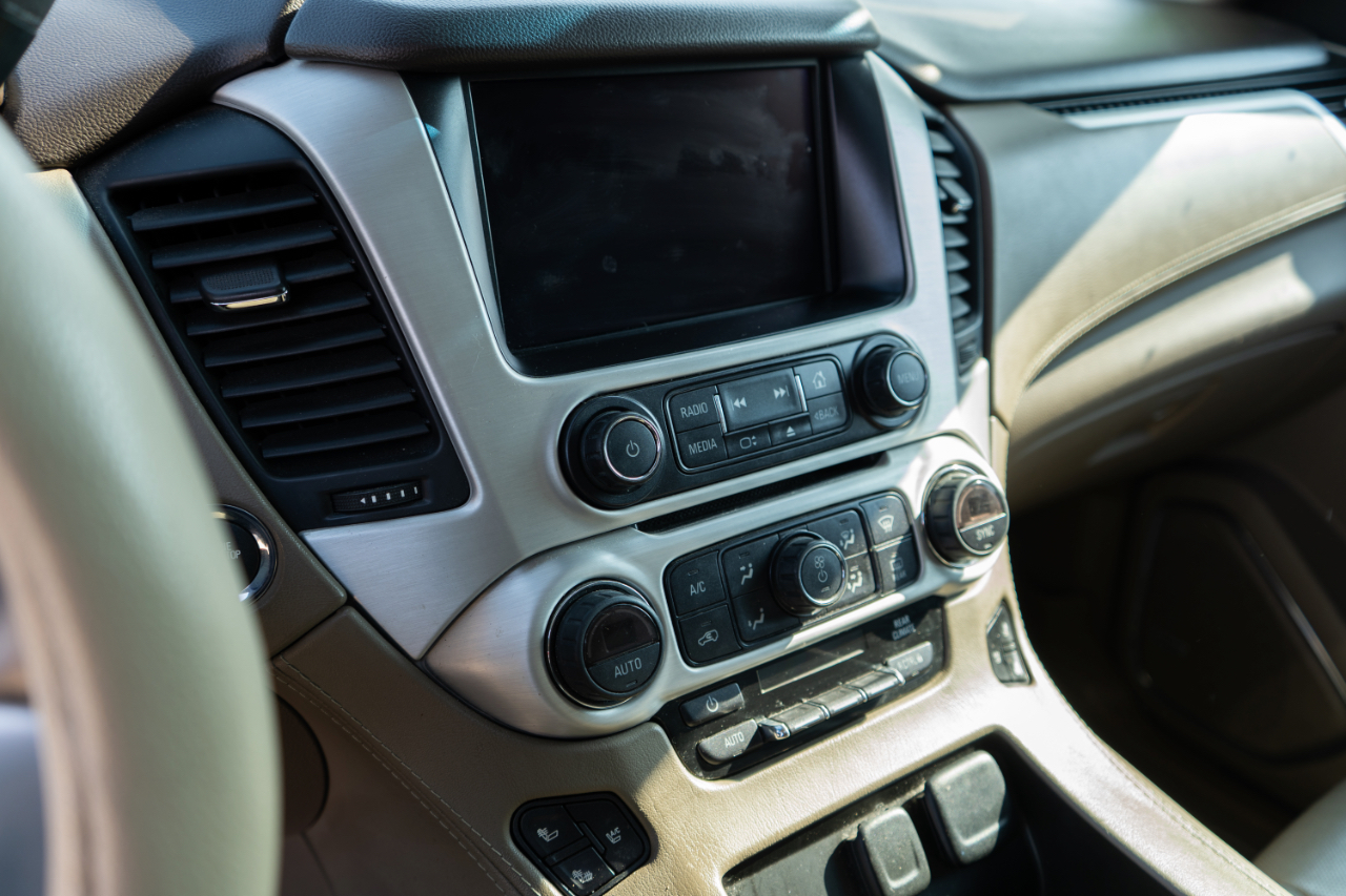 GMC Yukon SLT 4WD 2015