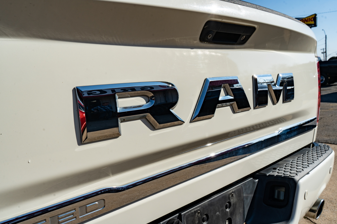 RAM 1500 Laramie Longhorn 2016
