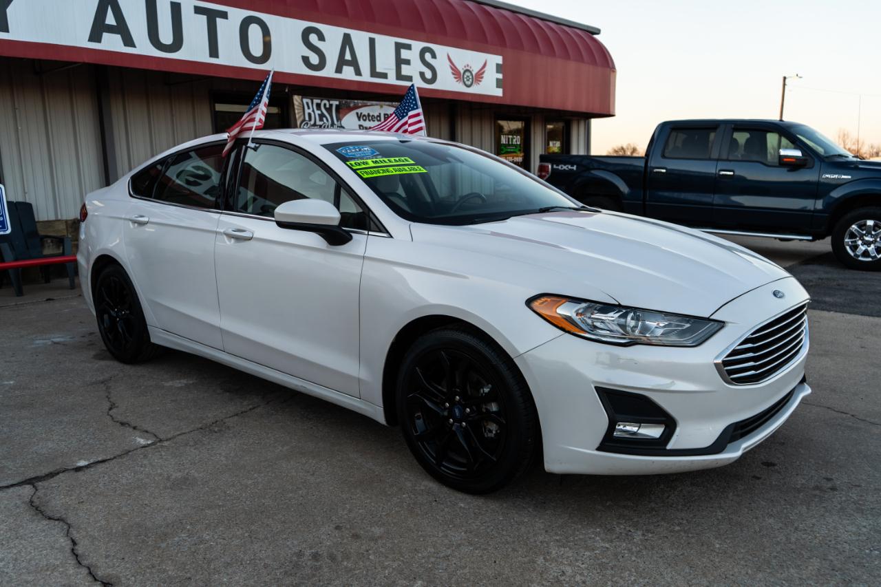 Ford Fusion SE 2020