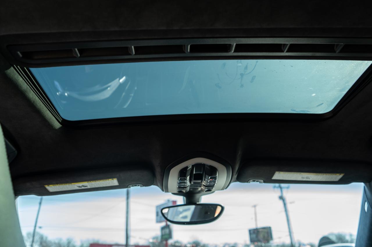 Porsche Panamera GTS 2013