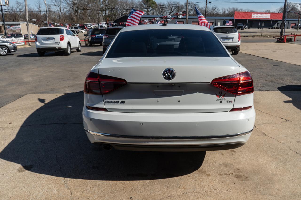 Volkswagen Passat SE 2018