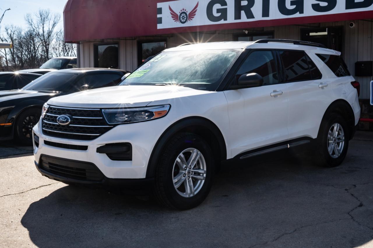 Ford Explorer XLT 2023