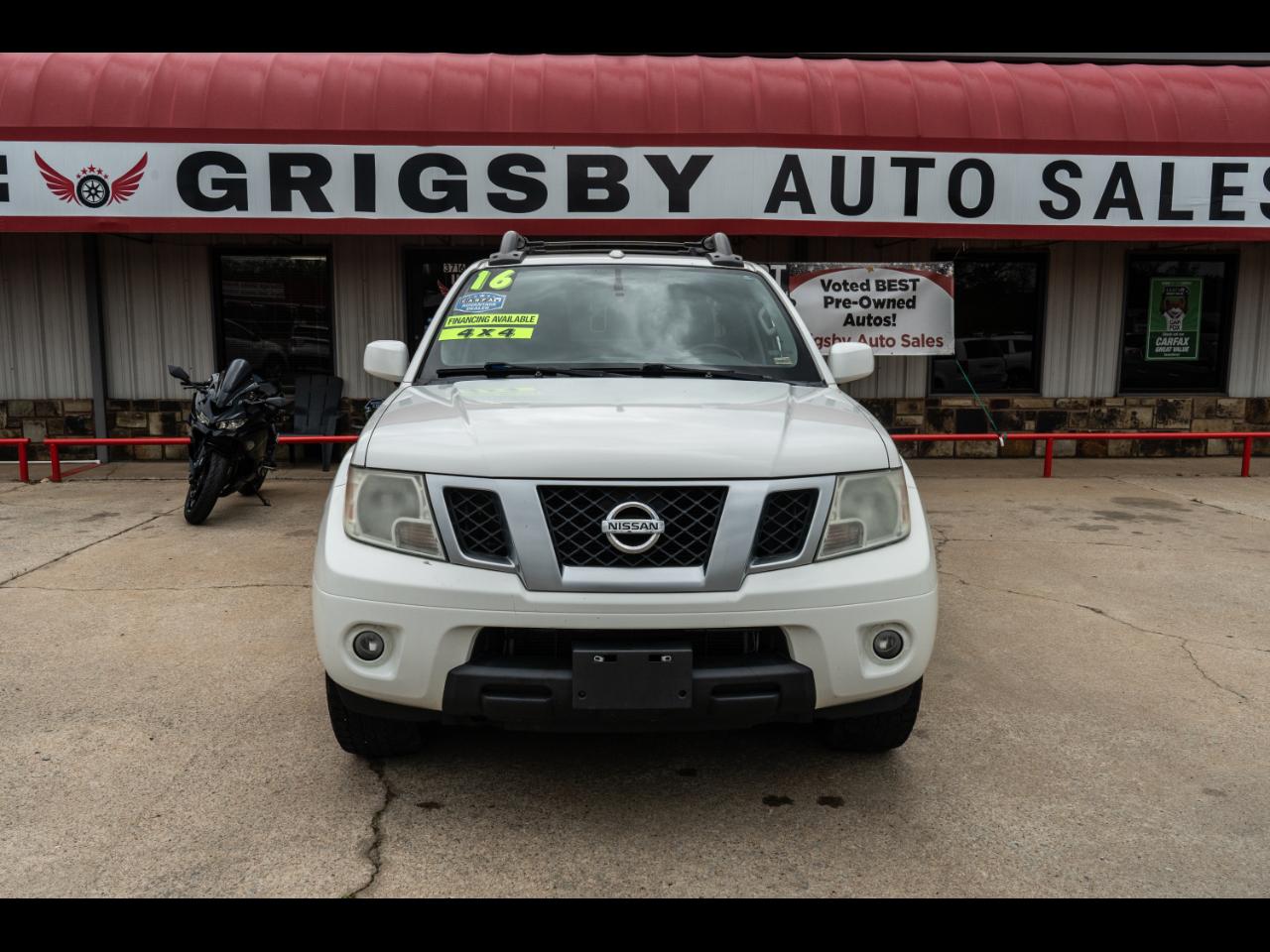 2016 Nissan Frontier 4.0 PRO-4X Crew Cab 4X4 AT's photo