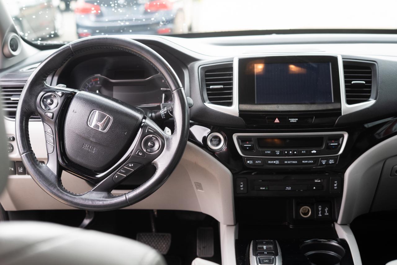 Honda Pilot Touring 4WD 2017