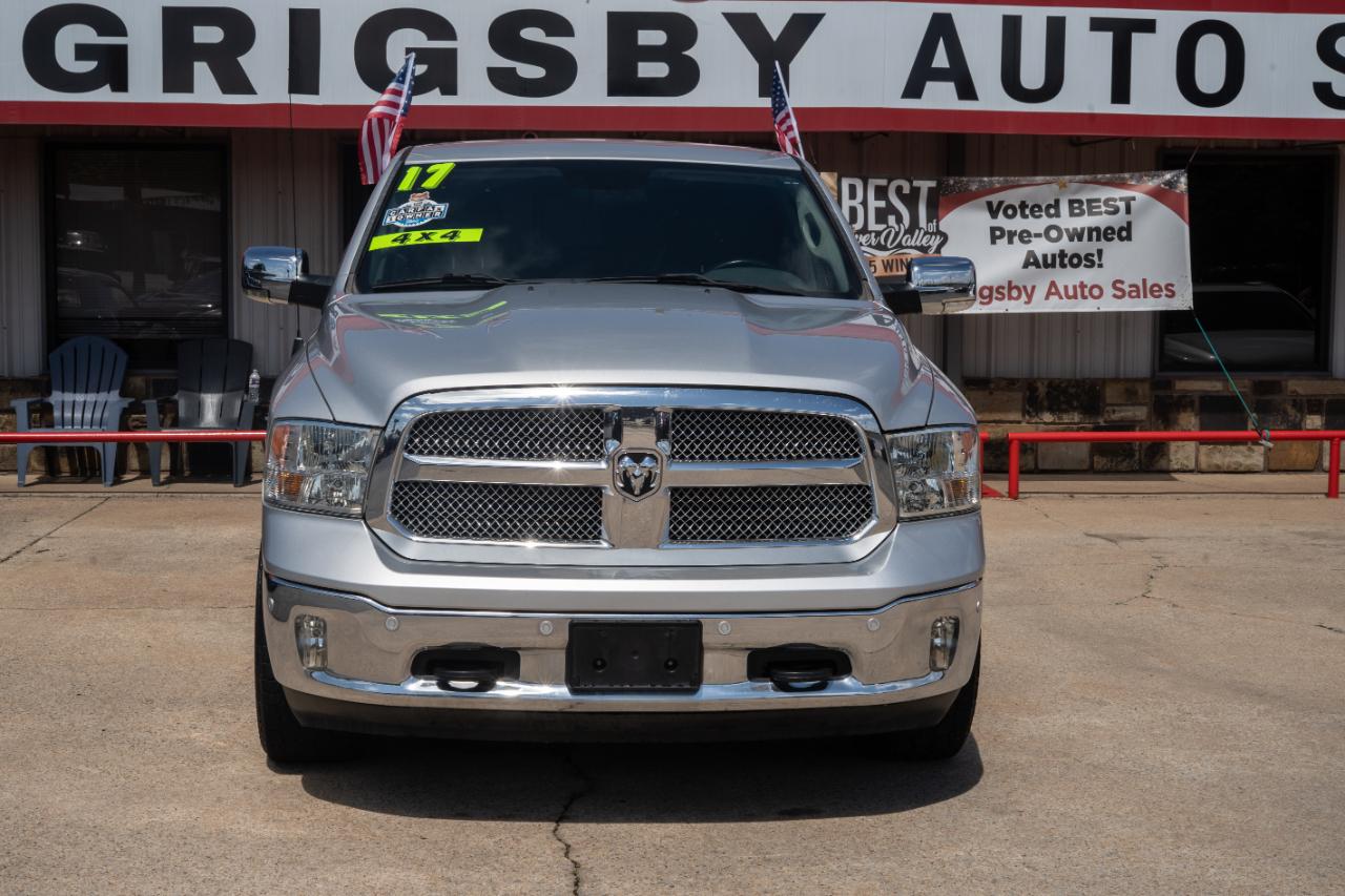 2017 RAM 1500 Lone Star Silver 4x4 Crew Cab 5'7's photo