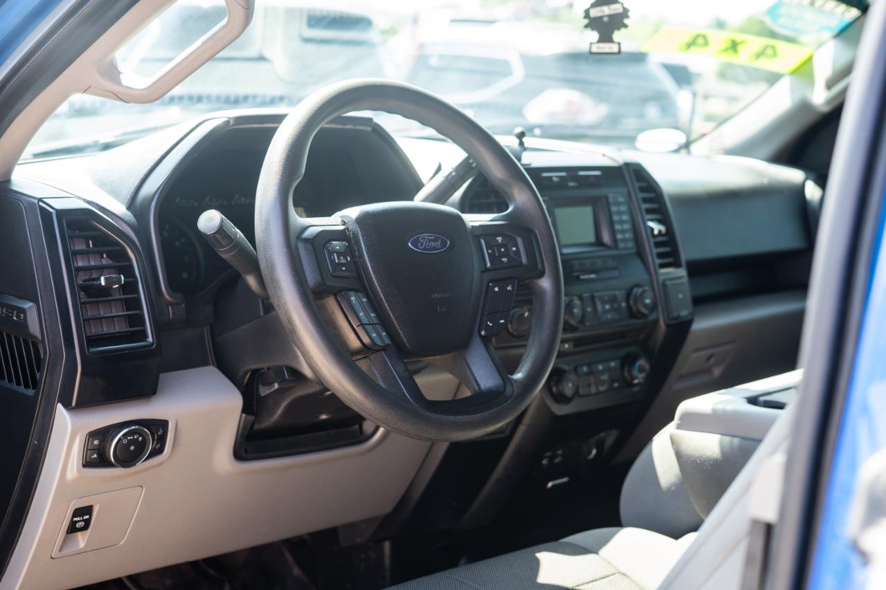 Ford F-150 4WD SuperCab 145" XL 2015