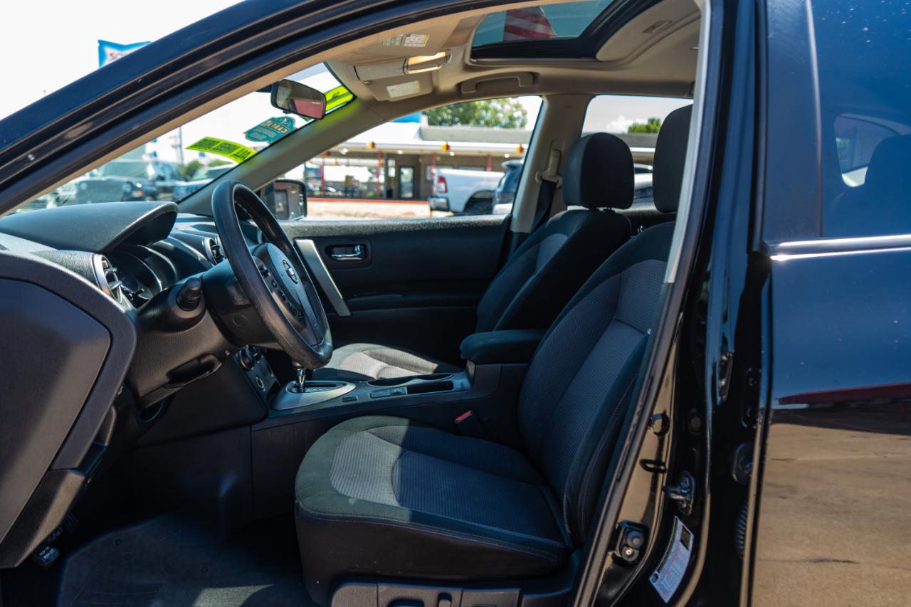 Nissan Rogue AWD 4dr SV 2013