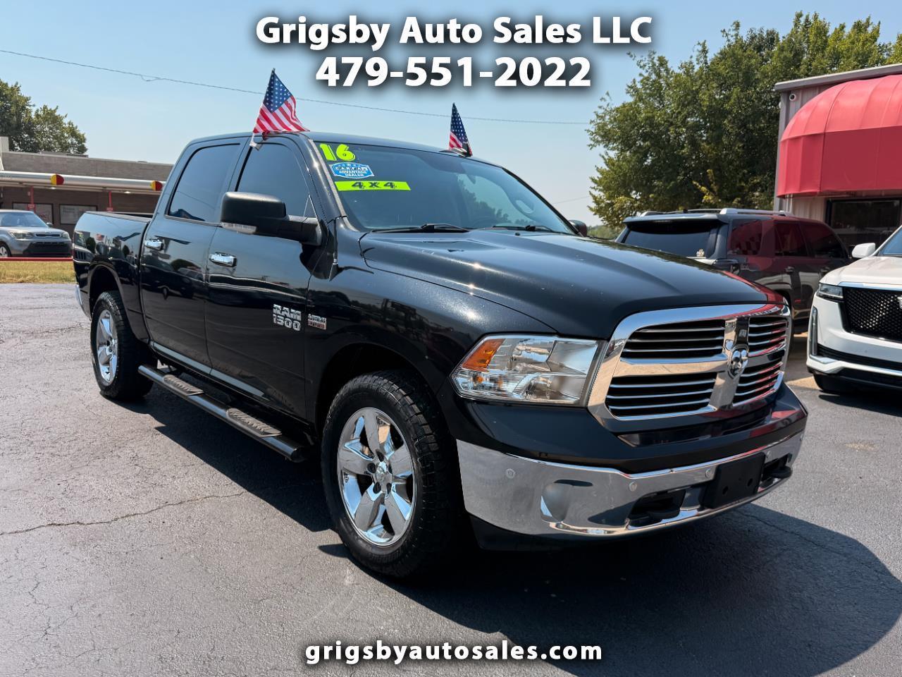 2016 RAM 1500 4WD Crew Cab 140.5" Big Horn
