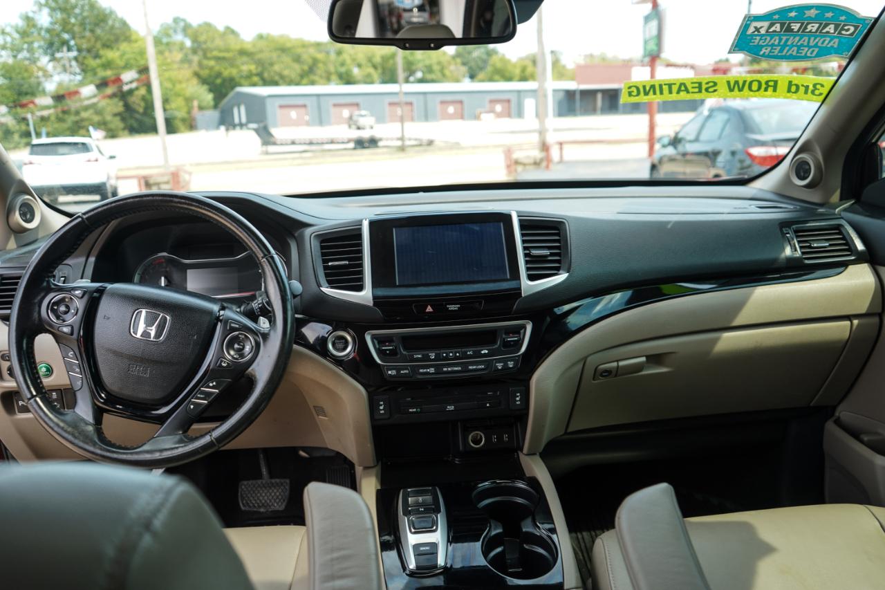 Honda Pilot 2WD 4dr Touring w/RES & Navi 2016