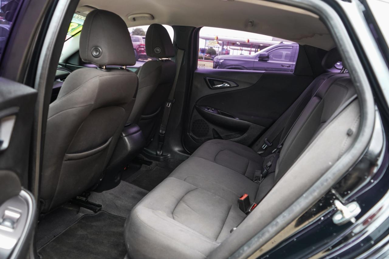 Chevrolet Malibu 4dr Sdn LS w/1LS 2018