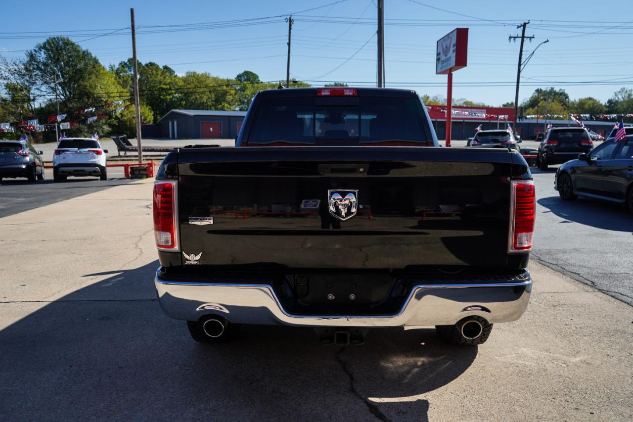 RAM 1500 Laramie 4x2 Crew Cab 6'4" Box *Ltd Avail* 2018