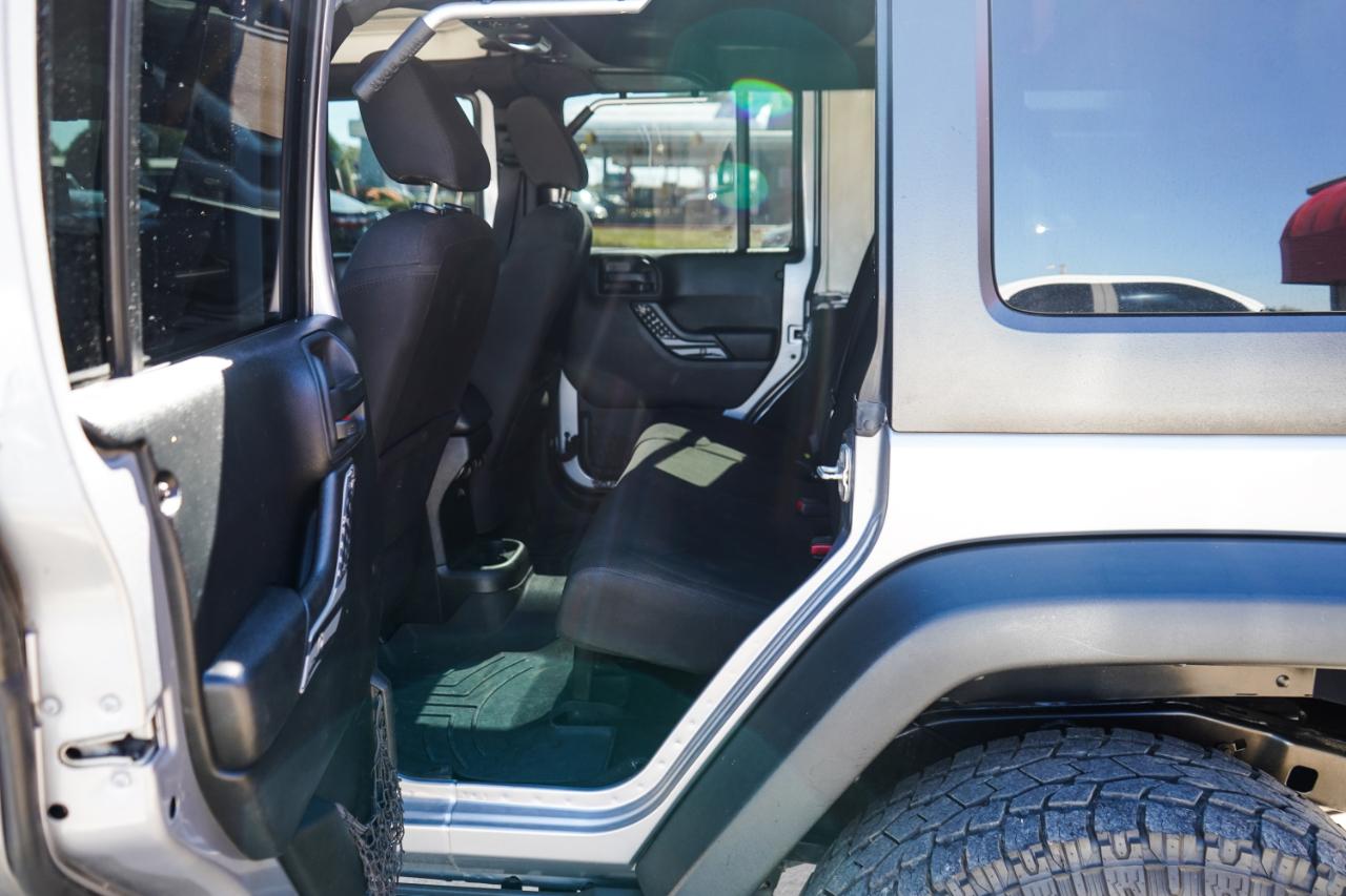 Jeep Wrangler Unlimited 4WD 4dr Sport 2016