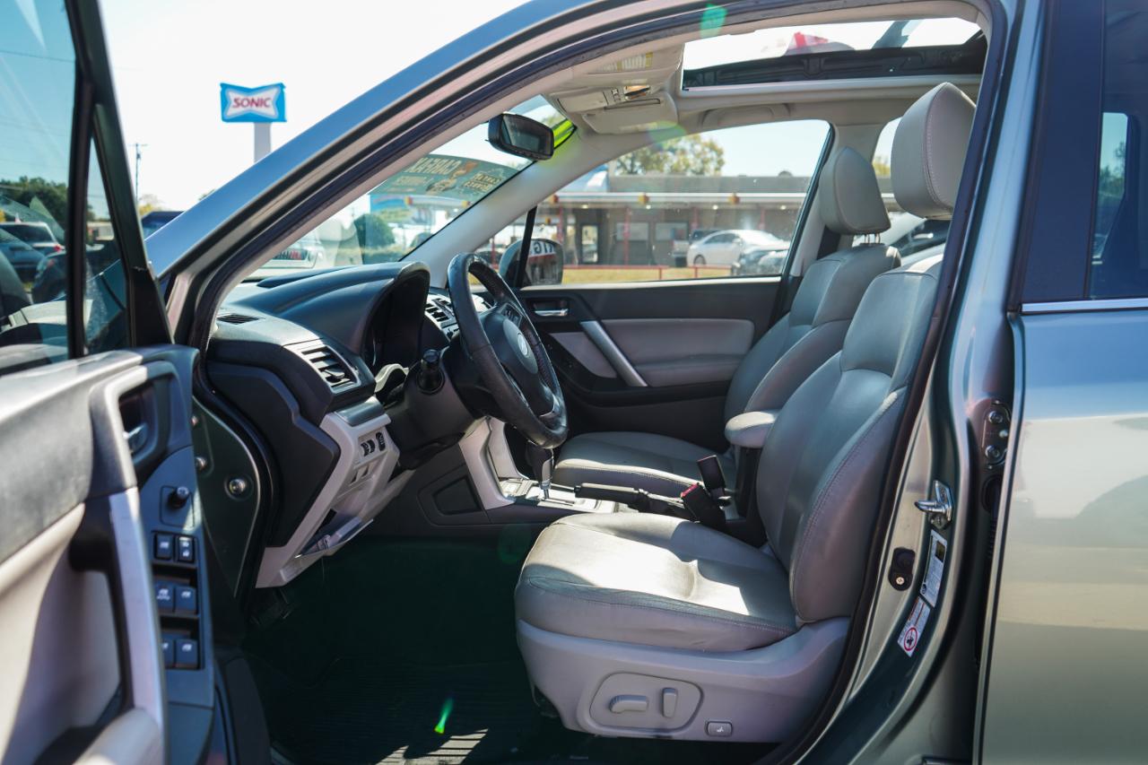 Subaru Forester 4dr CVT 2.5i Limited PZEV 2016