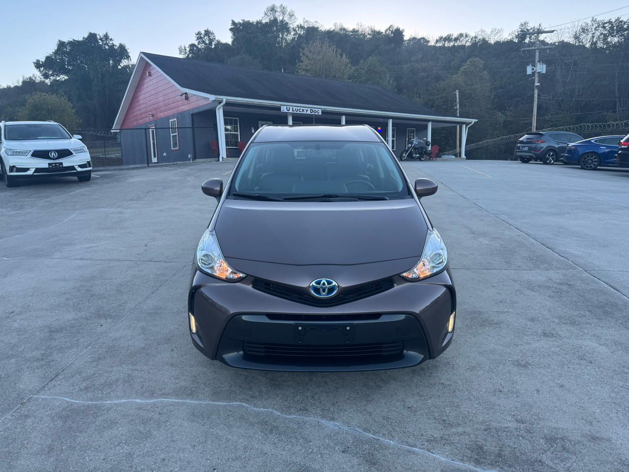 Toyota Prius V Five 2017