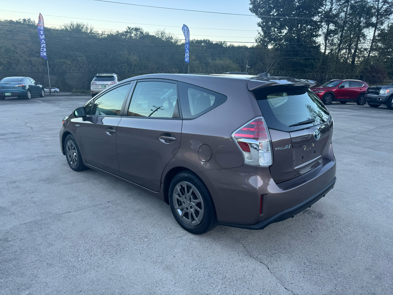 Toyota Prius V Five 2017