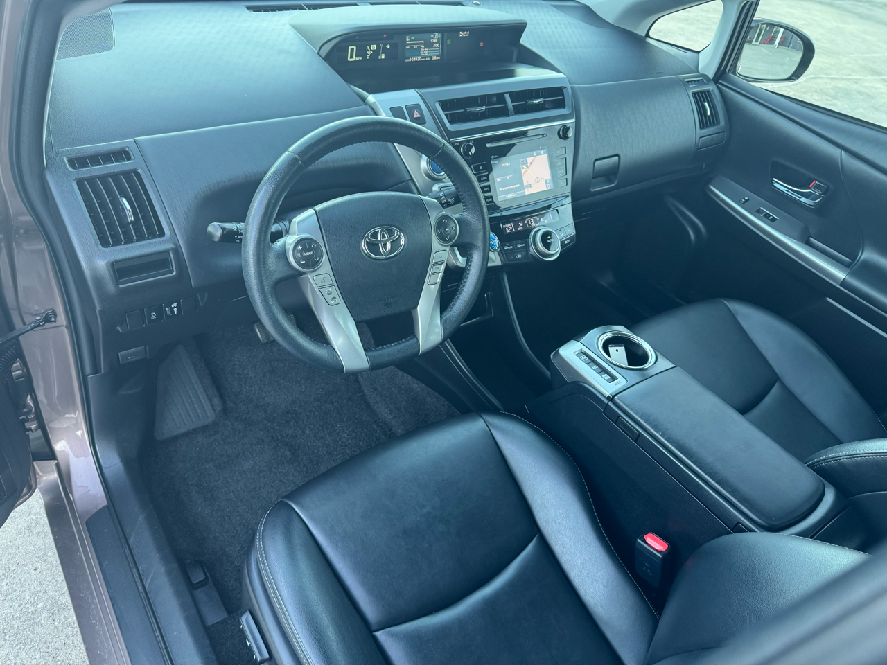 Toyota Prius V Five 2017