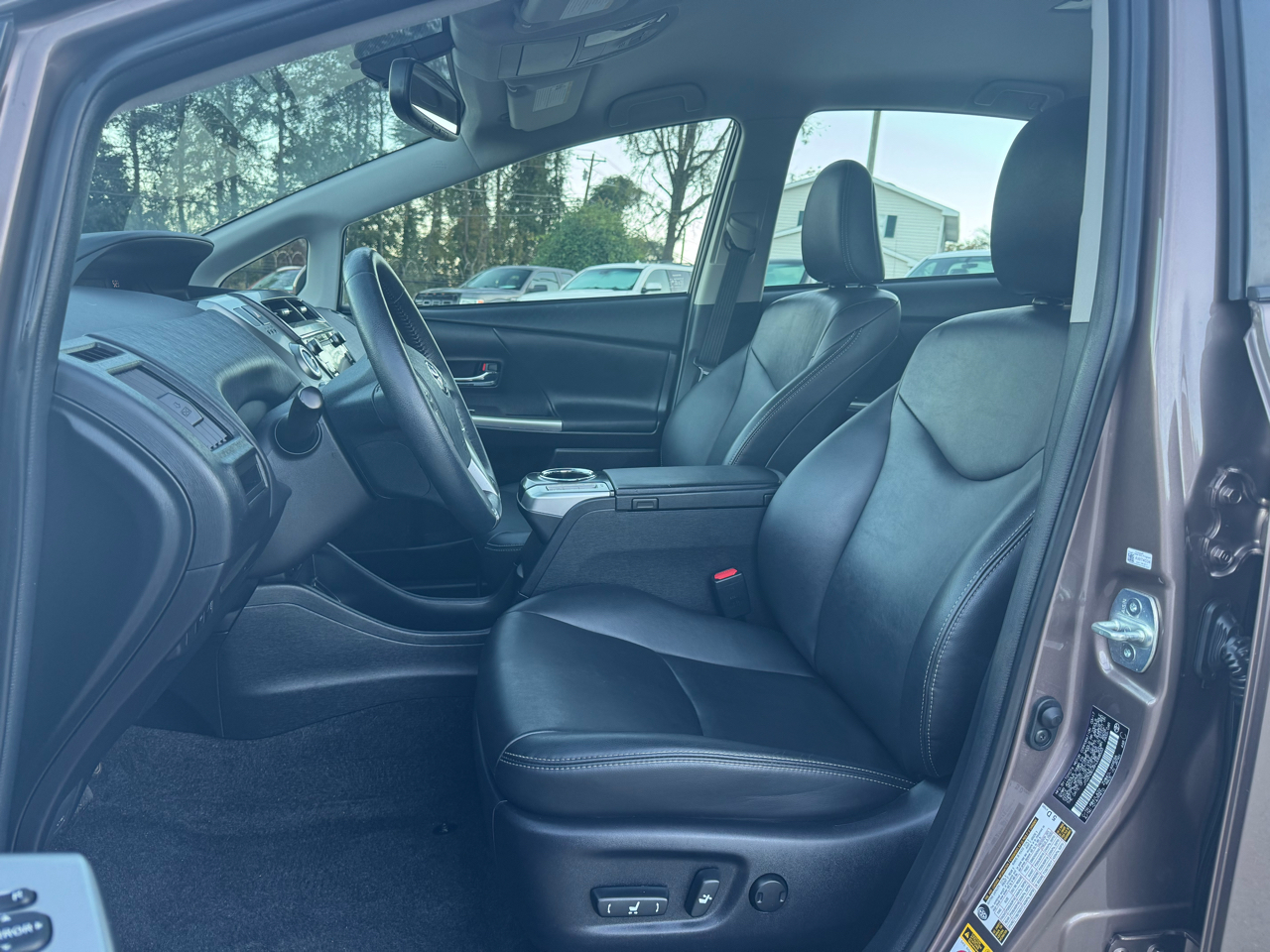 Toyota Prius V Five 2017