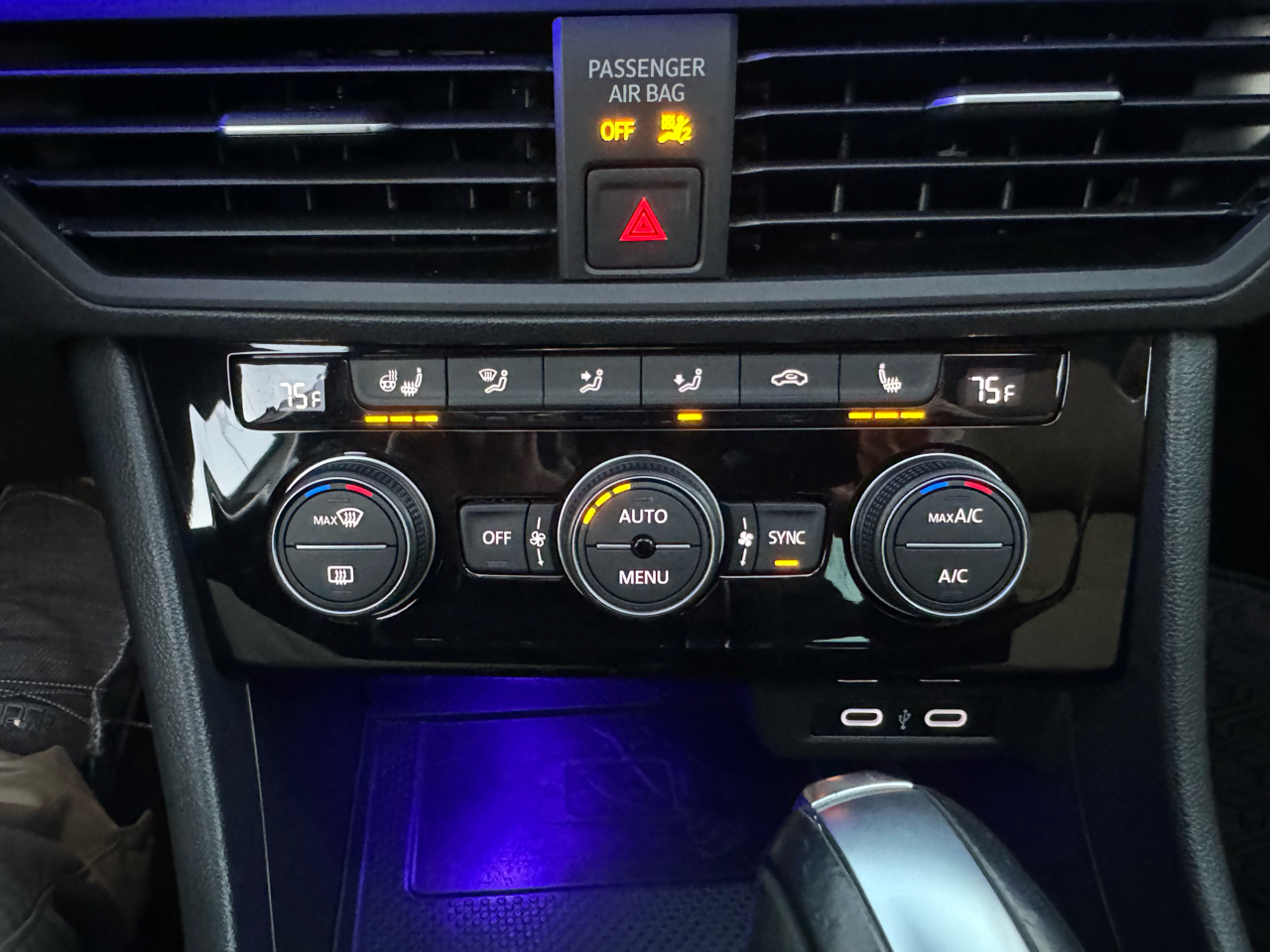 Volkswagen Jetta 1.4T SEL 8A 2021