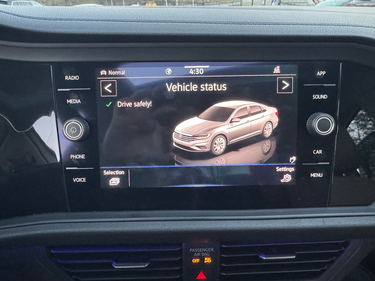 Volkswagen Jetta 1.4T SEL 8A 2021