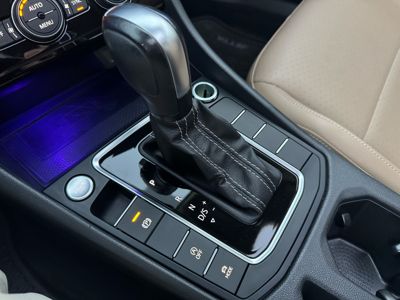 Volkswagen Jetta 1.4T SEL 8A 2021