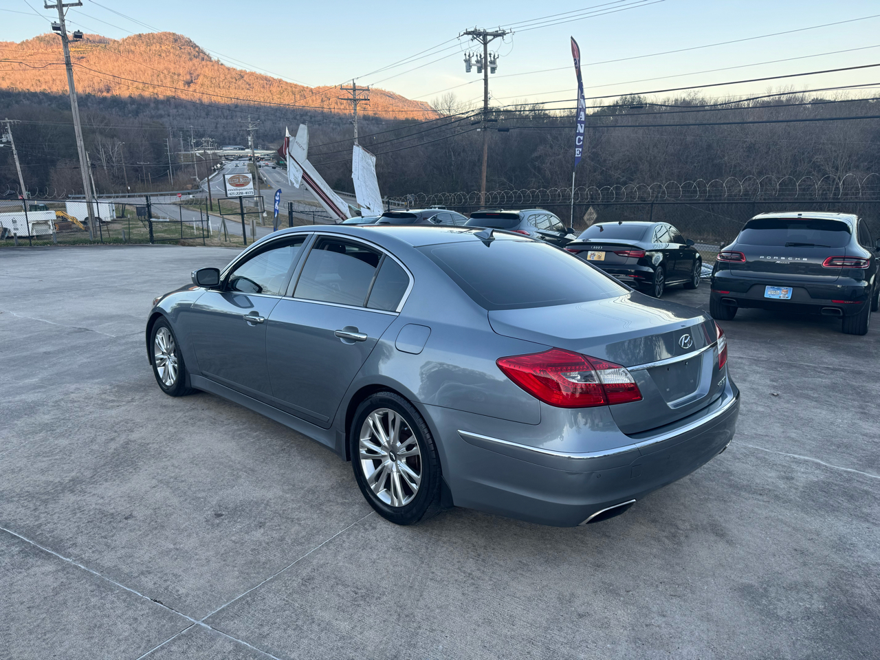 Hyundai Genesis 3.8L 2014