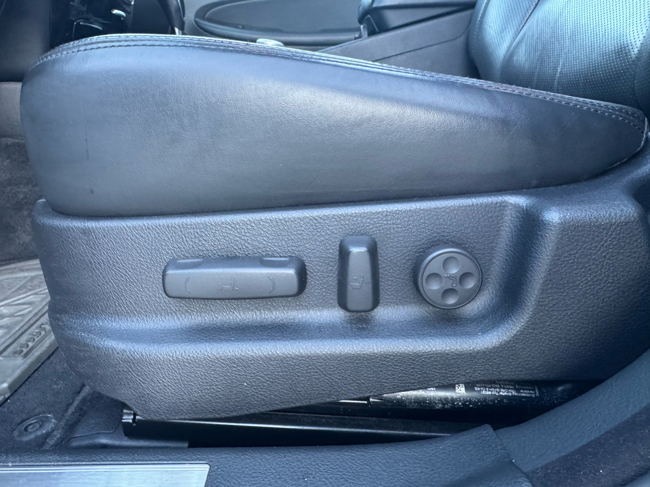 Hyundai Genesis 3.8L 2014