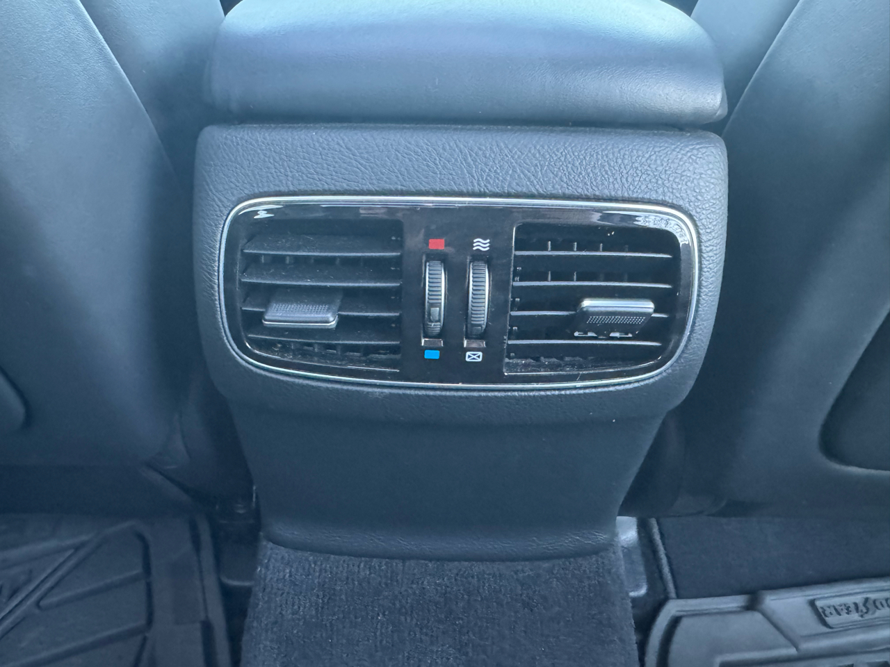 Hyundai Genesis 3.8L 2014