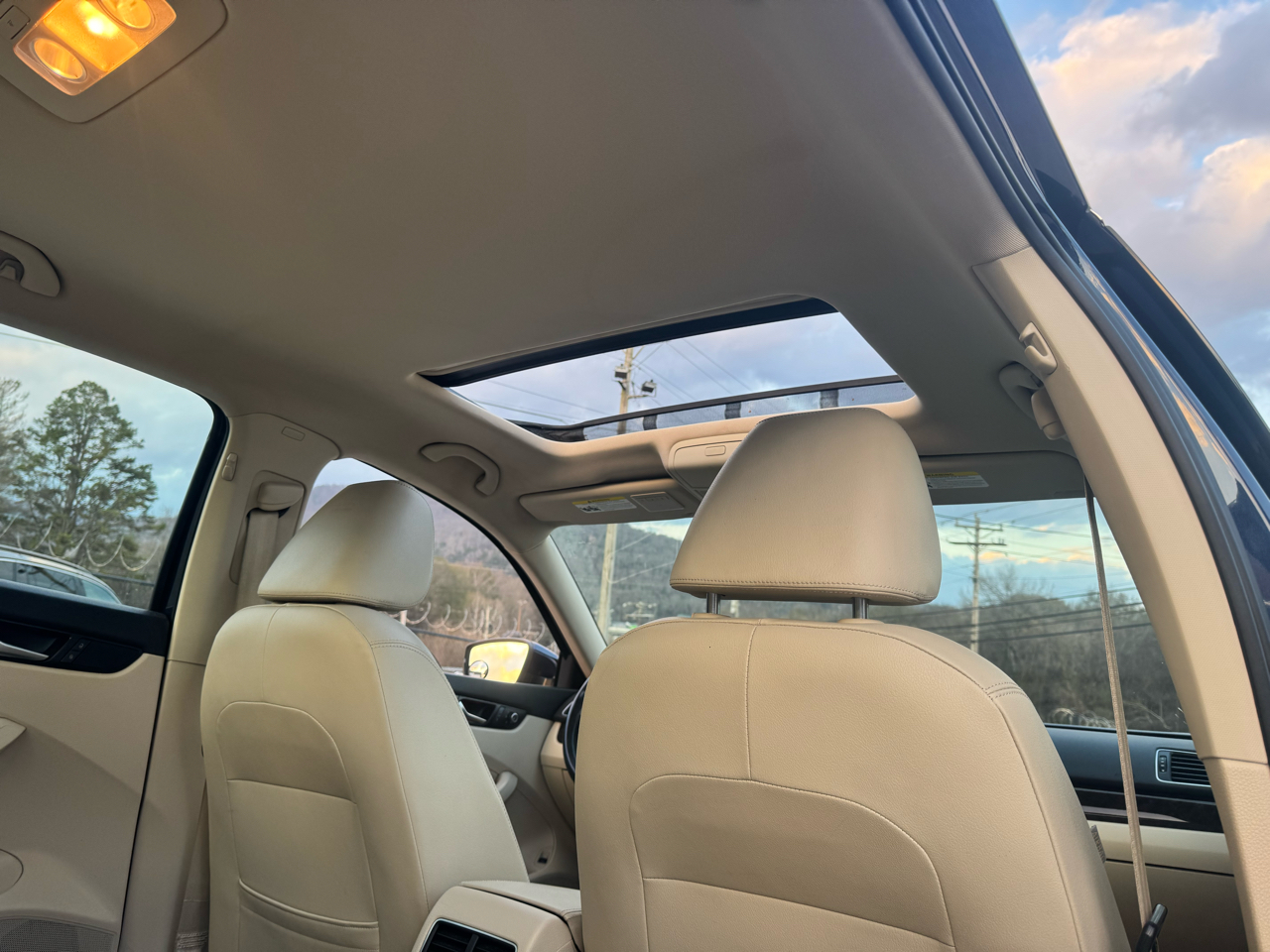 Volkswagen Passat 3.6L V6 SEL Premium 2015